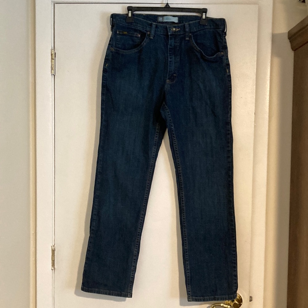 Men’s Lee classic fit premium select jeans size 34 x 30